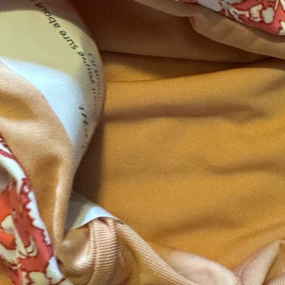 J. Crew Women's Curved Waist Cheeky Bikini Bottom Pink Tossed Floral Size XL NWT - Picture 10 of 10